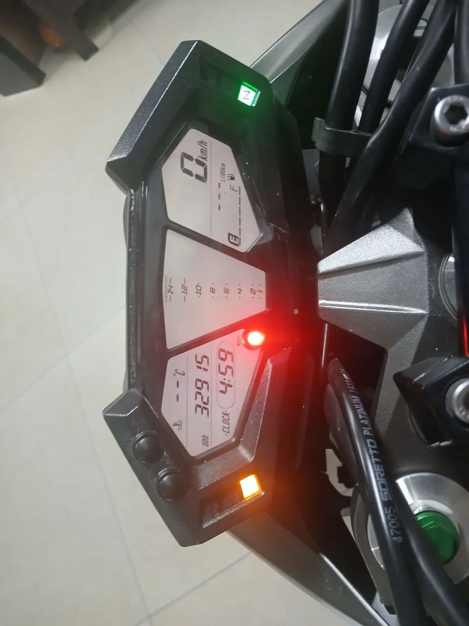 Kawasaki Z-800 2016 - 1497117890 | OLX
