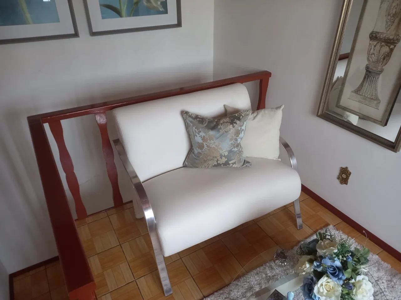 Sofá 2 poltronas um sofá de dois lugares com mesinha de centro  - Foto 3