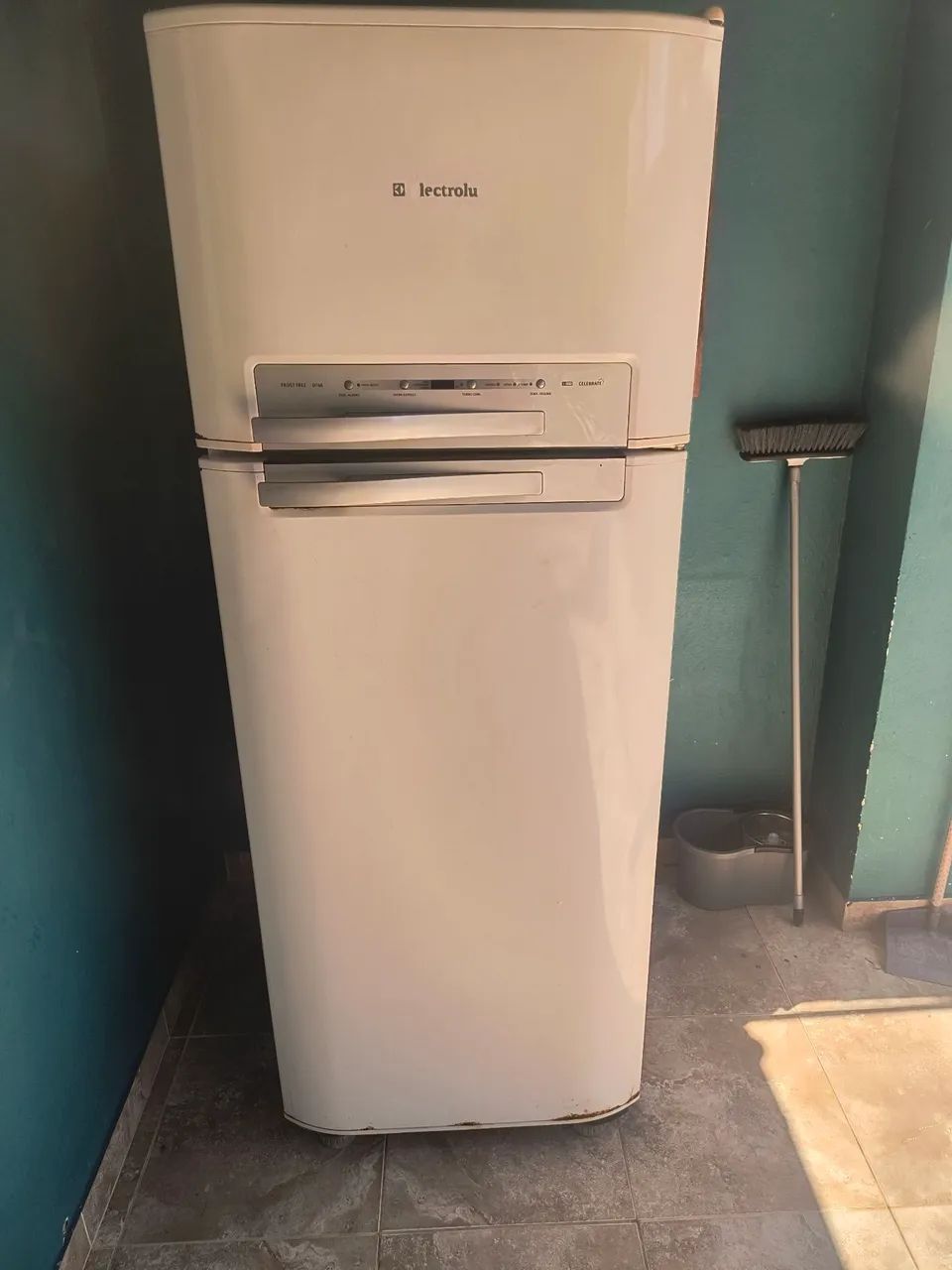 Frost Free df48 Electrolux 