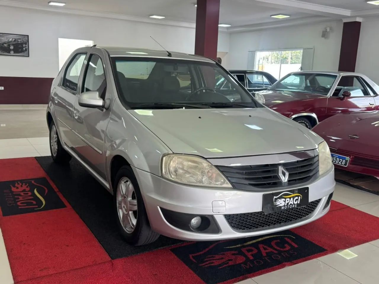 Renault Logan EXPRESSION 1.6 16V FLEX 2011