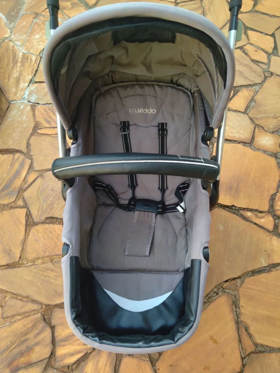 Carrinho de bebê KIDDO 3 peças berço + Moisés 