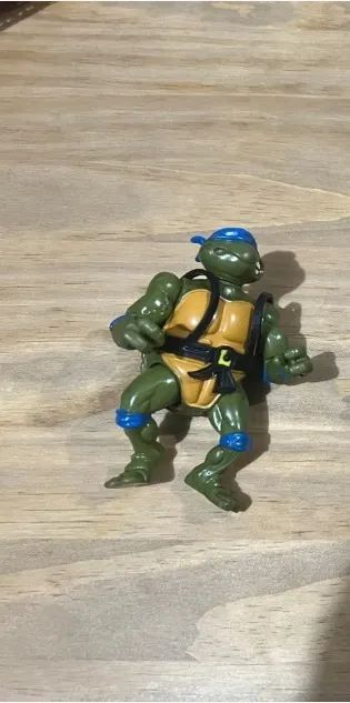 Leonardo Tartaruga Ninja (Brinquedo anos 90)