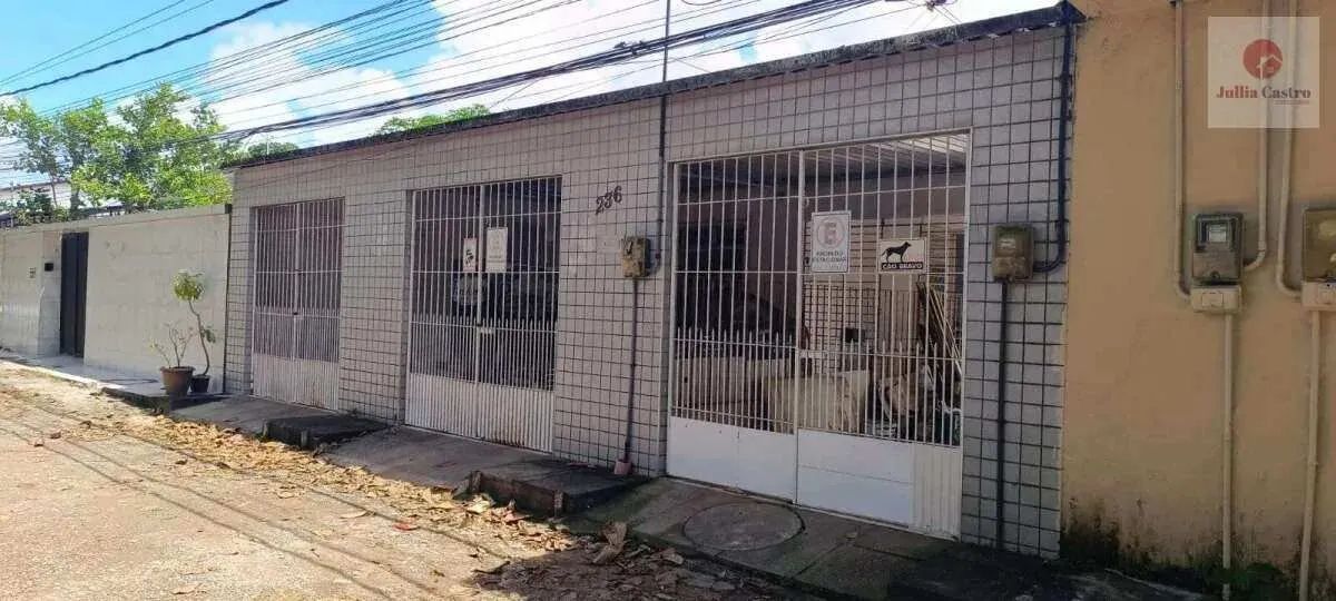 VENDO CASA COM 5 QUARTOS NO BAIRRO DO IPSEP / RECIFE
