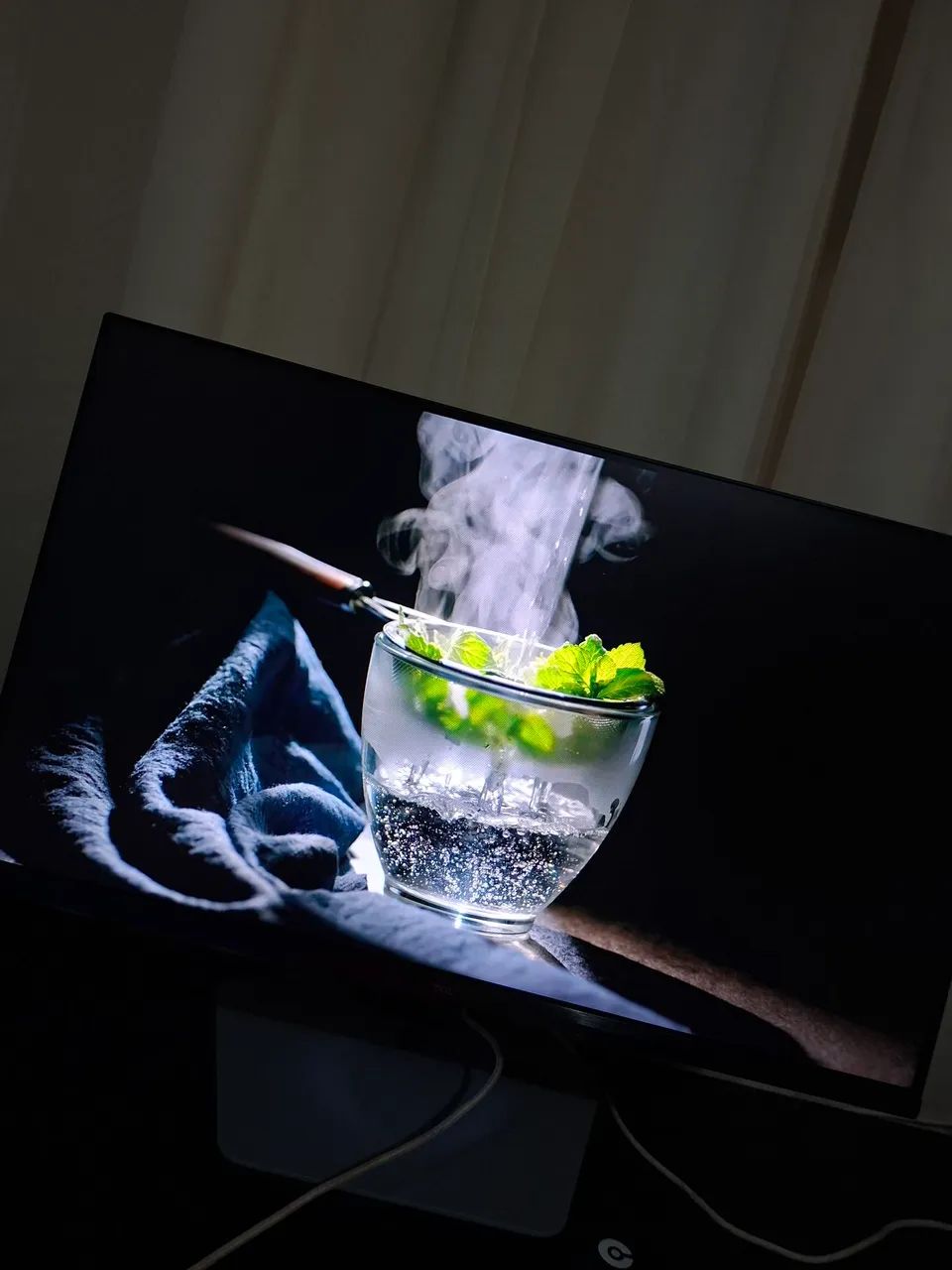 Monitor TCL 300hz MiniLed - Foto 2