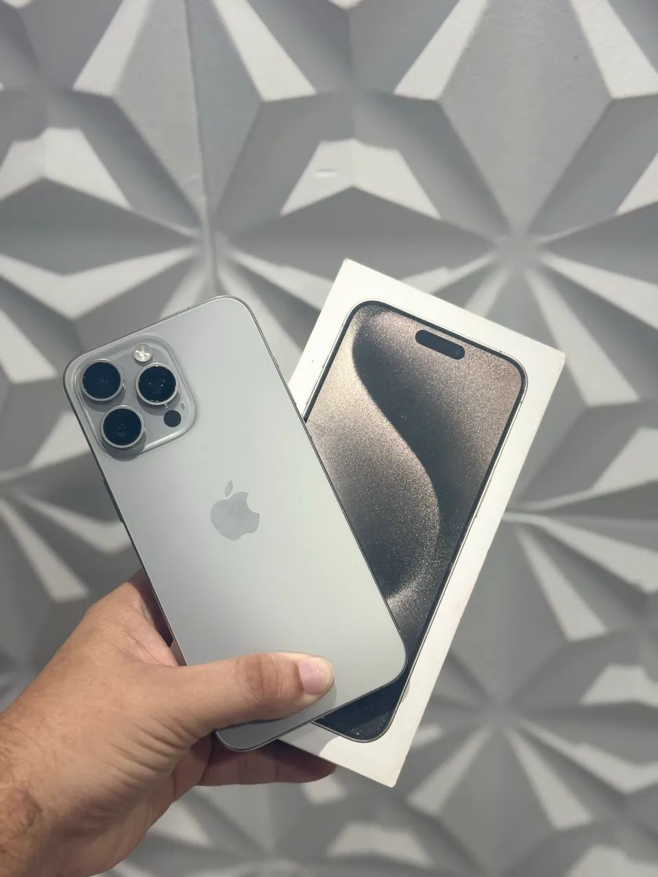 iPhone 15 pro Max 256 - Celulares e Smartphones - Senador Hélio