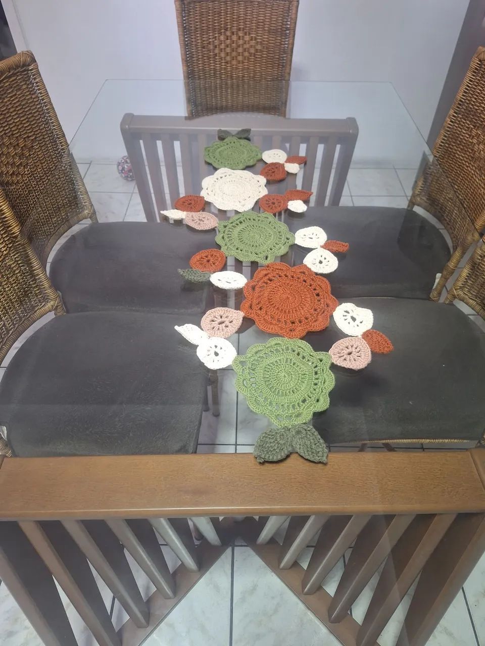 Toalha de mesa (trilho) - Foto 2