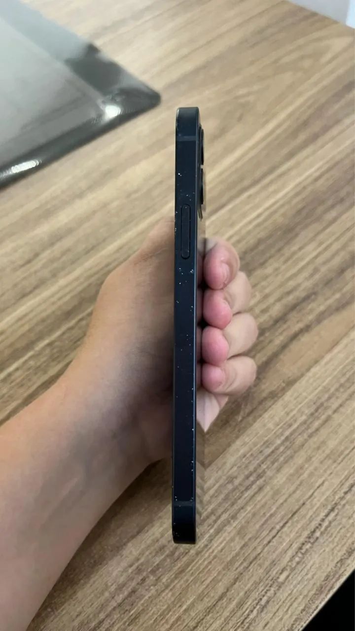 IPHONE 12 - Foto 4