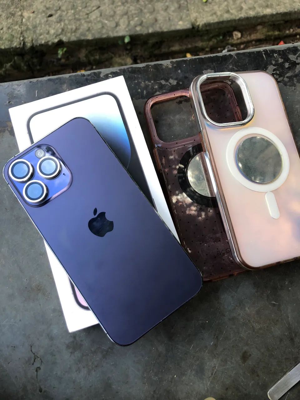 O iPhone 14 pro max 128 gb 
