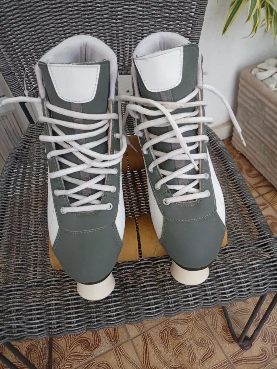 Patins Traxart x Trike Número 8 /tamanho 39 Suporta até 100kg Base de alumínio 