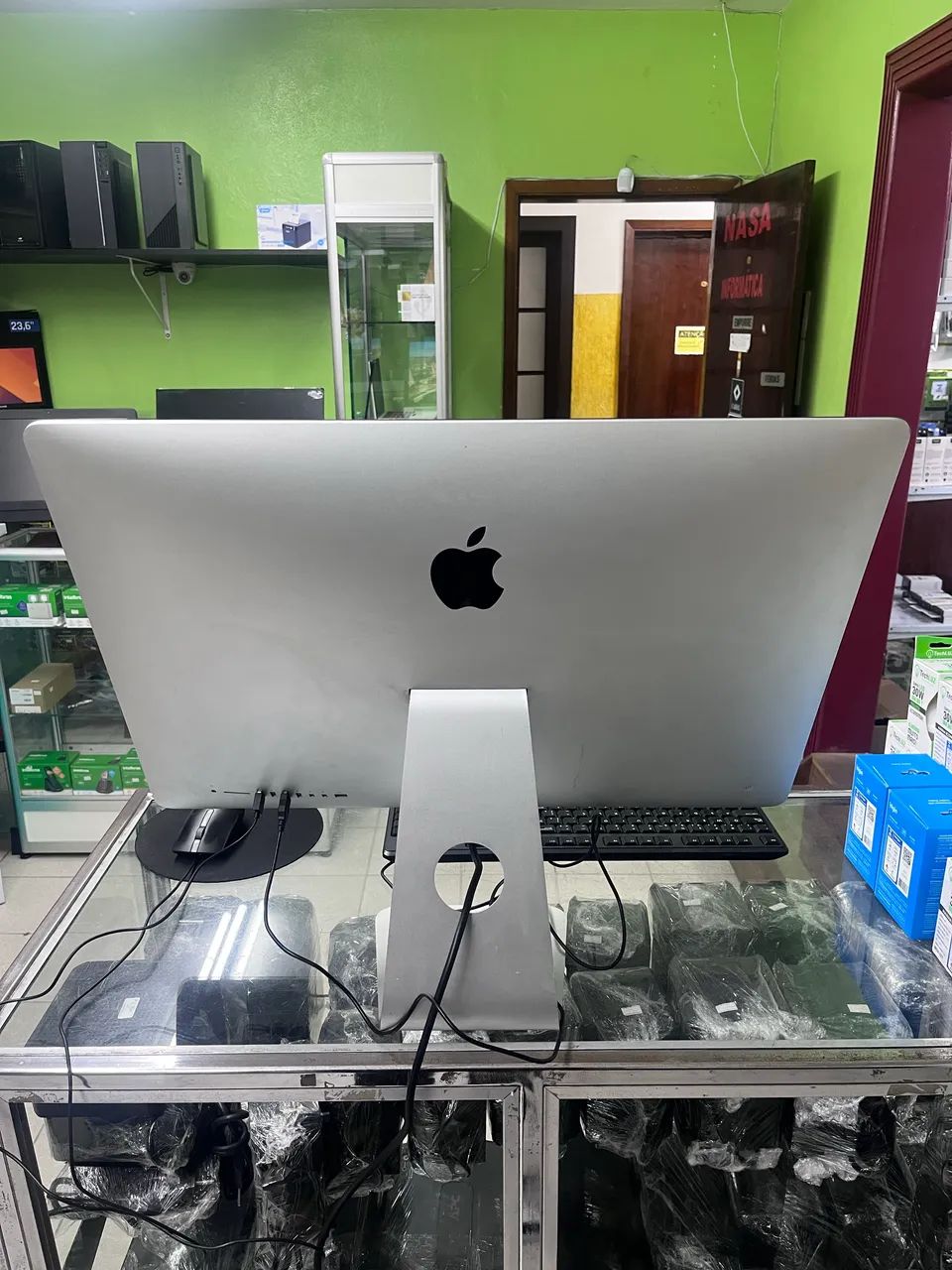Computador apple Imac tela de  27 polegadas otimo estado sem detalhe  - Foto 4