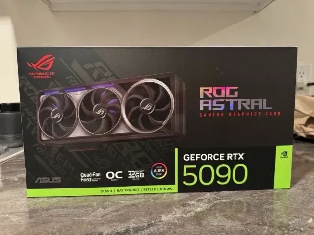 RTX 5090 ROG ASTRAL ASUS NOVA