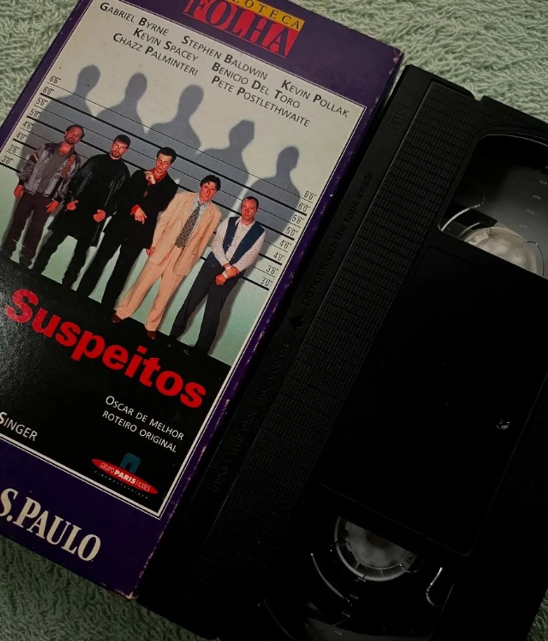 "Os Suspeitos" | VHS | Folha de S. Paulo - Foto 5