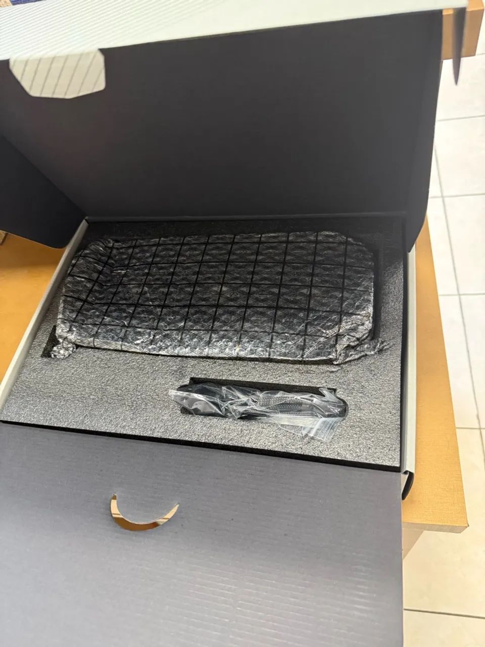 Placa De Video Zotac Geforce Rtx 5090 Solid Oc 32gb Na caixa lacrada - Foto 4