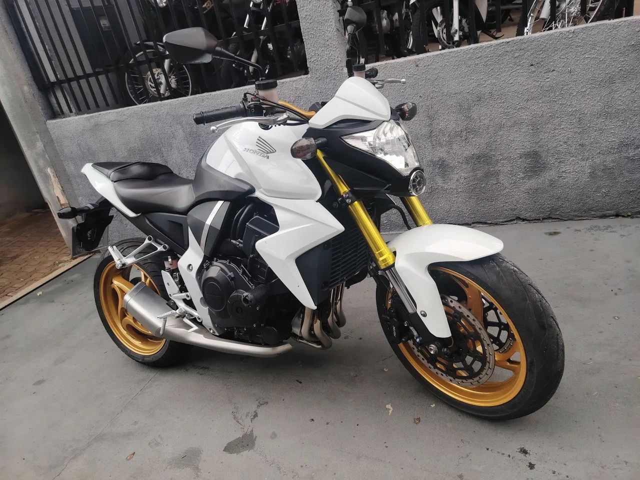 CB 1000r E 2015 Impecável  - Foto 4