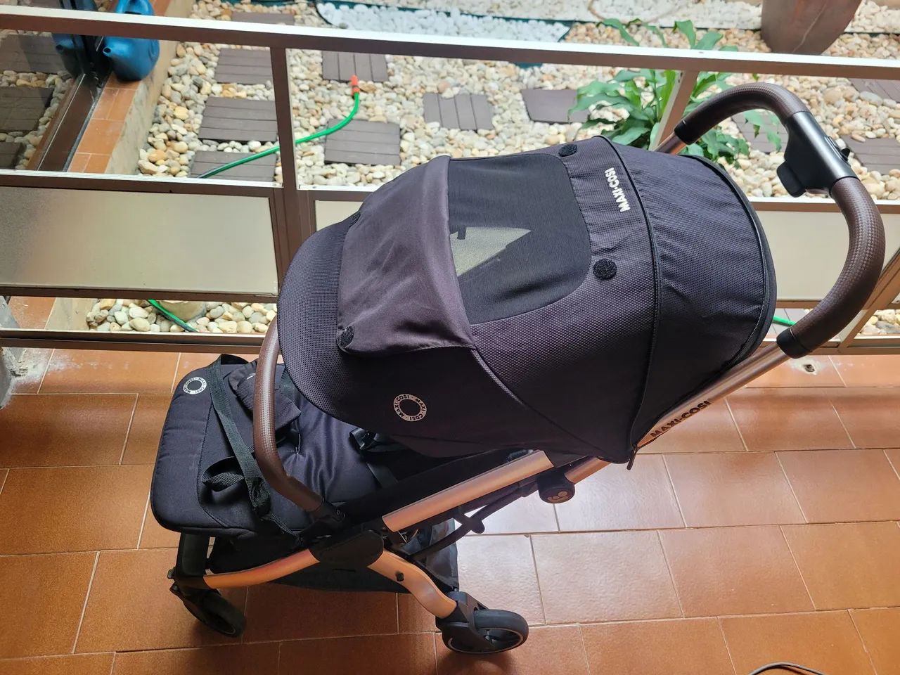 Carrinho de Bebê Eva Maxi Cosi Black Champagne - Foto 3