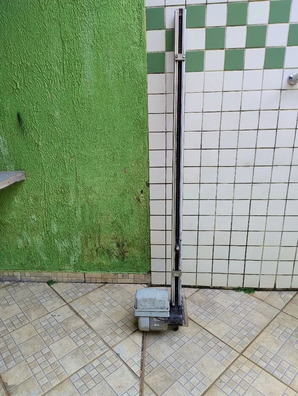 Motor para portão eletrônico basculante 