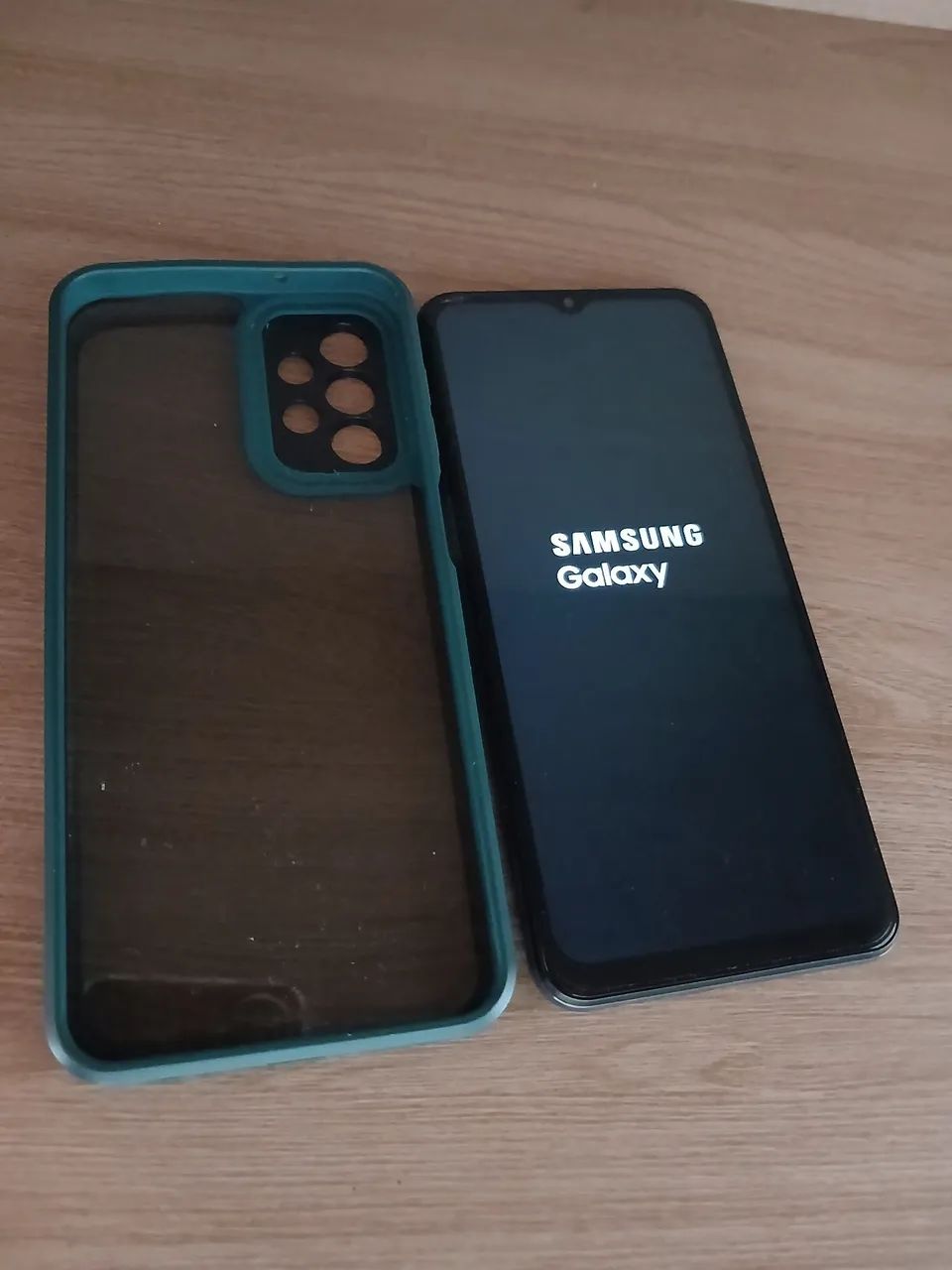 Vendo esse celular 