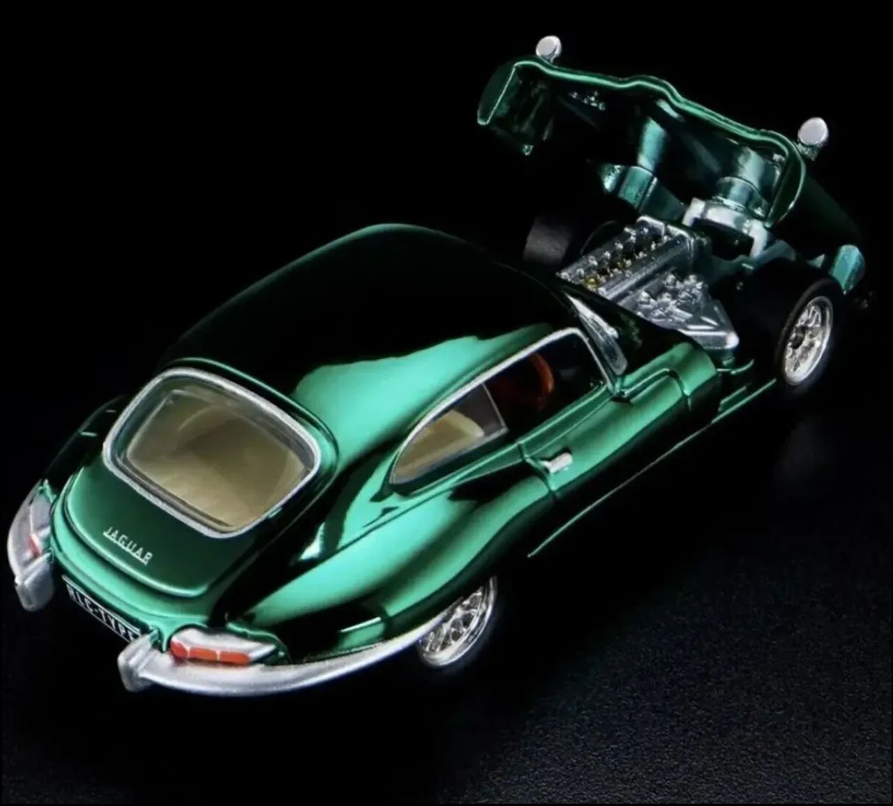 Hot Wheels 1964 Jaguar E-type - Red Line Club Exclusive  - Foto 5