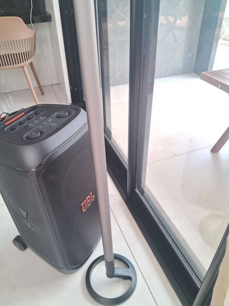 Partybox Jbl 320 zerada! Com partylight! E microfone jbl