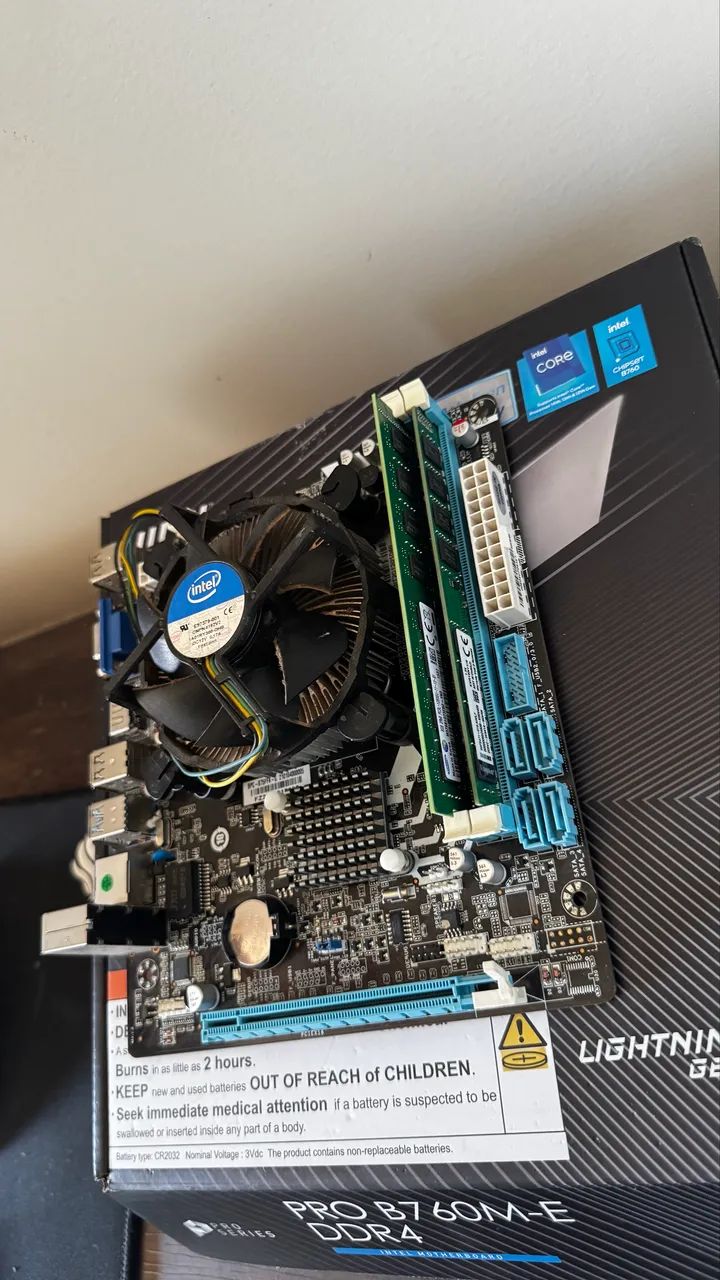 Kit placa processador e memória Xeon 1230v2 - Peças de Hardware