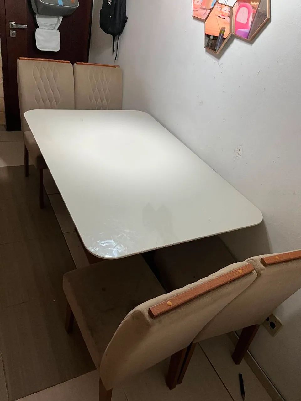 Vendo conjunto de mesa com tampo de vidro e 4 cadeiras  - Foto 2
