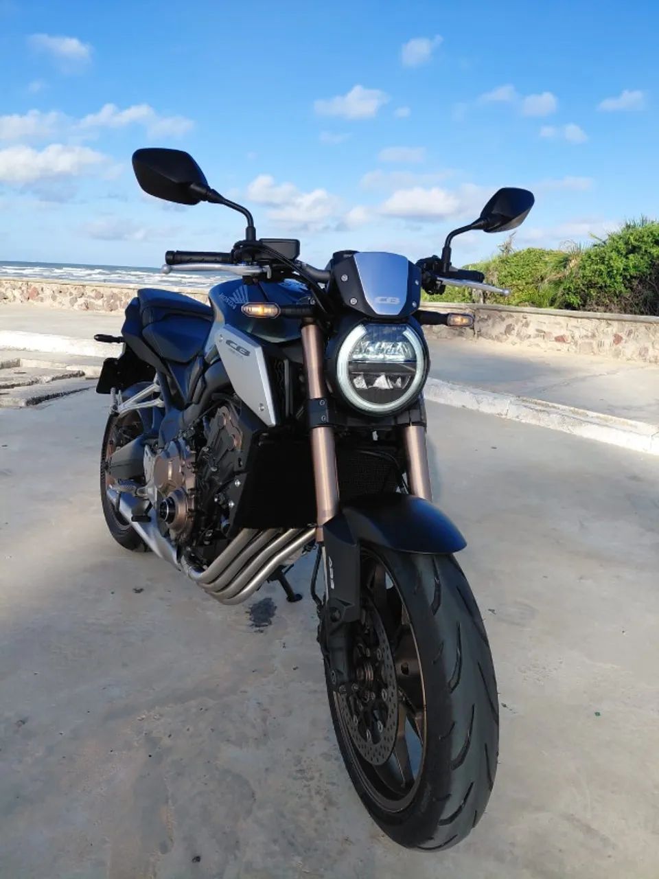 Honda CB 650R 2023 - Foto 4