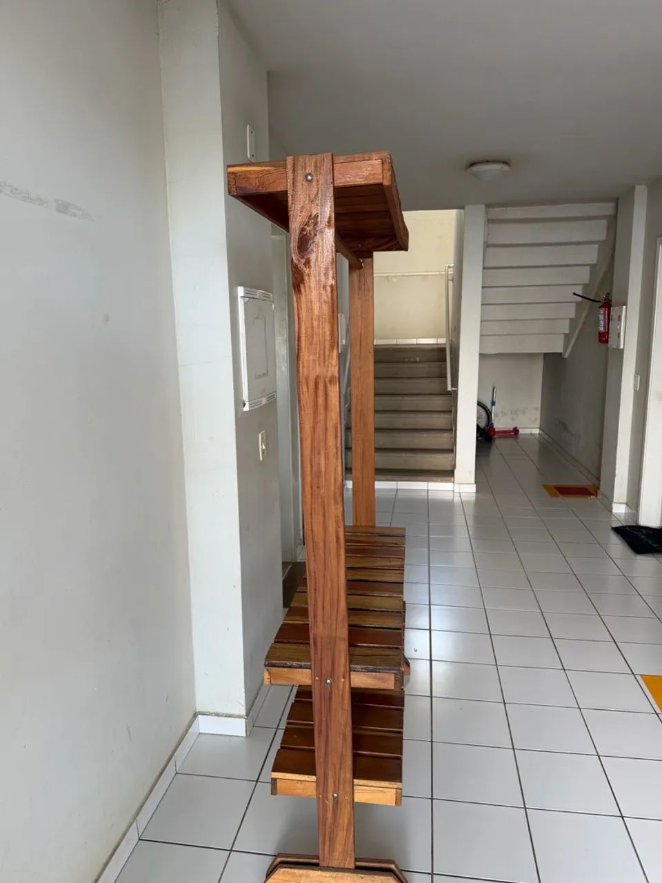 Vendo Arara de madeira  - Foto 5