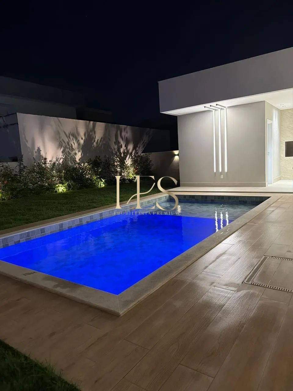 Casa à venda e para alugar em Serra, Jacuhy, com 4 quartos, com 330 m², Alphaville Jacuhy