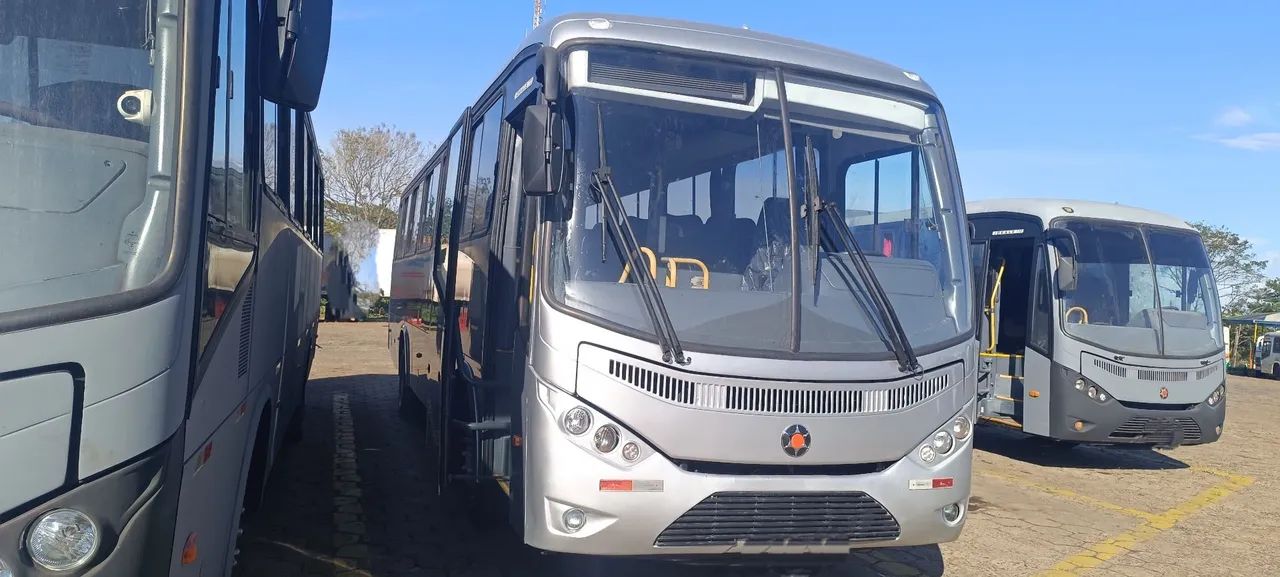 Idealler MB 1722 2011/2012 40L $180.000 - Foto 2