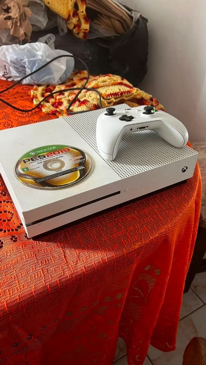 Vende-se Xbox one 