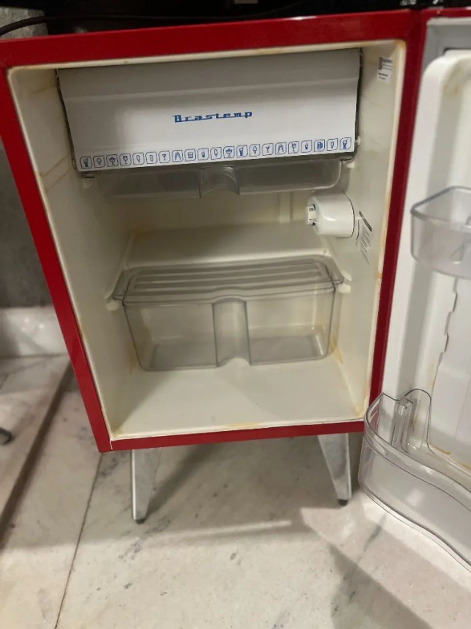 Frigobar Brastemp Retrô Vermelho 76 Litros - Foto 4