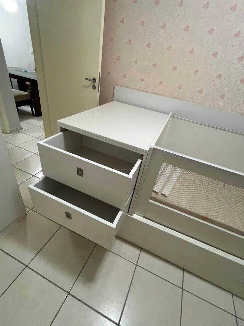 Berço Multifuncional Luna Reller com Cama Auxiliar - Vira Cama, Cômoda e Escrivaninha - Foto 3
