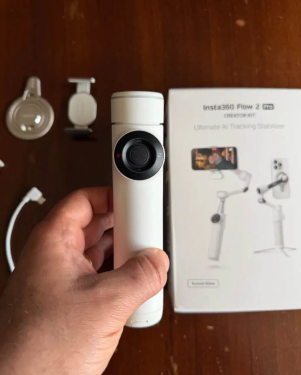 Gimbal Insta360 Flow 2 Pro Creator Kit para celular - Foto 5