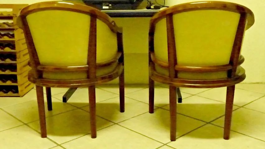 Par de Poltronas Estilo Inglês - Foto 2