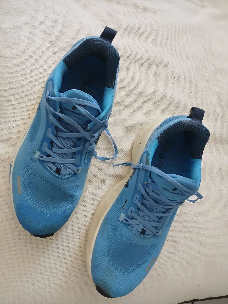 FILA FLOAT MAX 2 PRO COM PLACA DE CARBONO - Foto 2