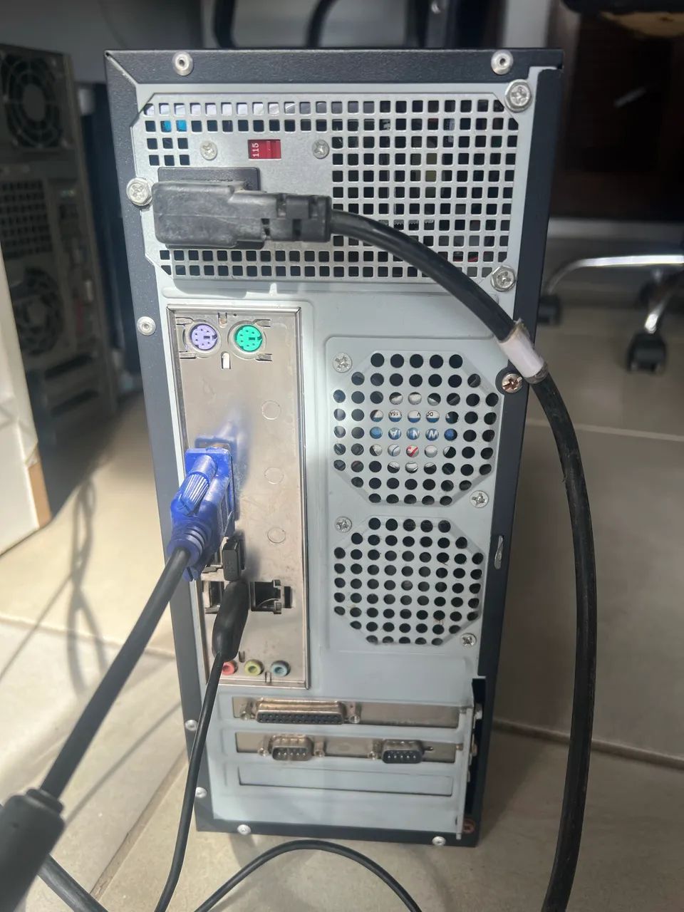Computador CPU 2GB RAM e 466GB HD - Foto 3