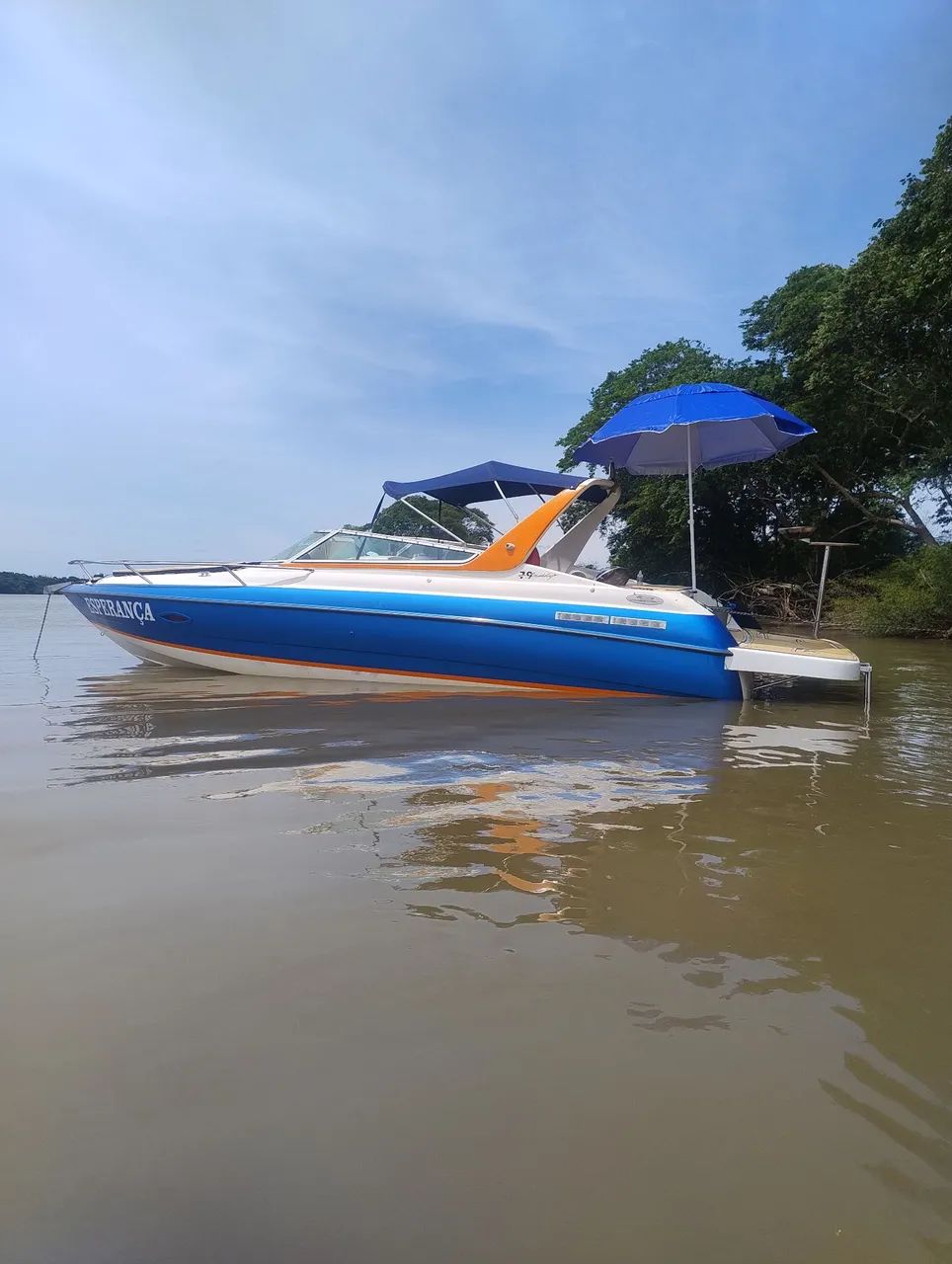 Lancha HD 7.9