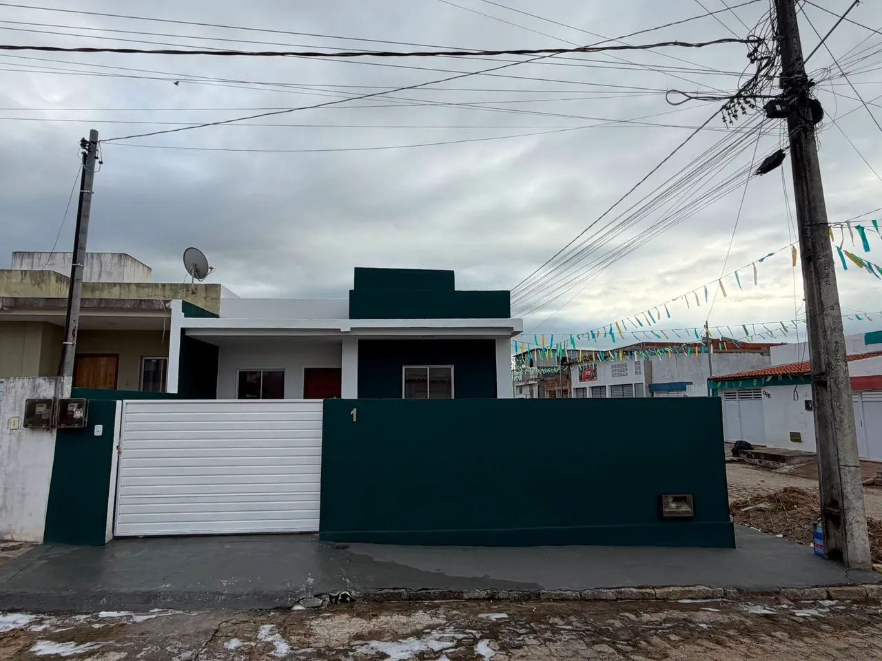 Casa no condomínio altivile 