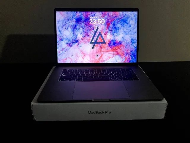 MacBook Pro 15" 2TB TouchBar - Foto 2