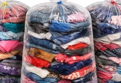 Pacote de Roupas Usadas