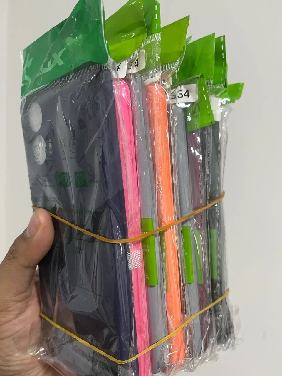 Kit com 10 Capas Motorola G34 - Cores variadas