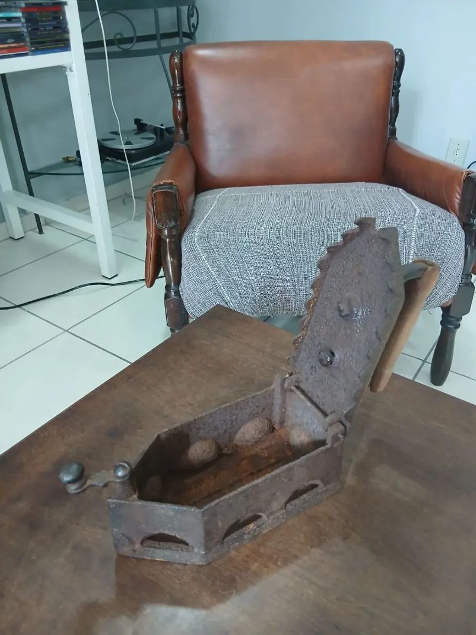 Ferro de passar antigo  - Foto 5