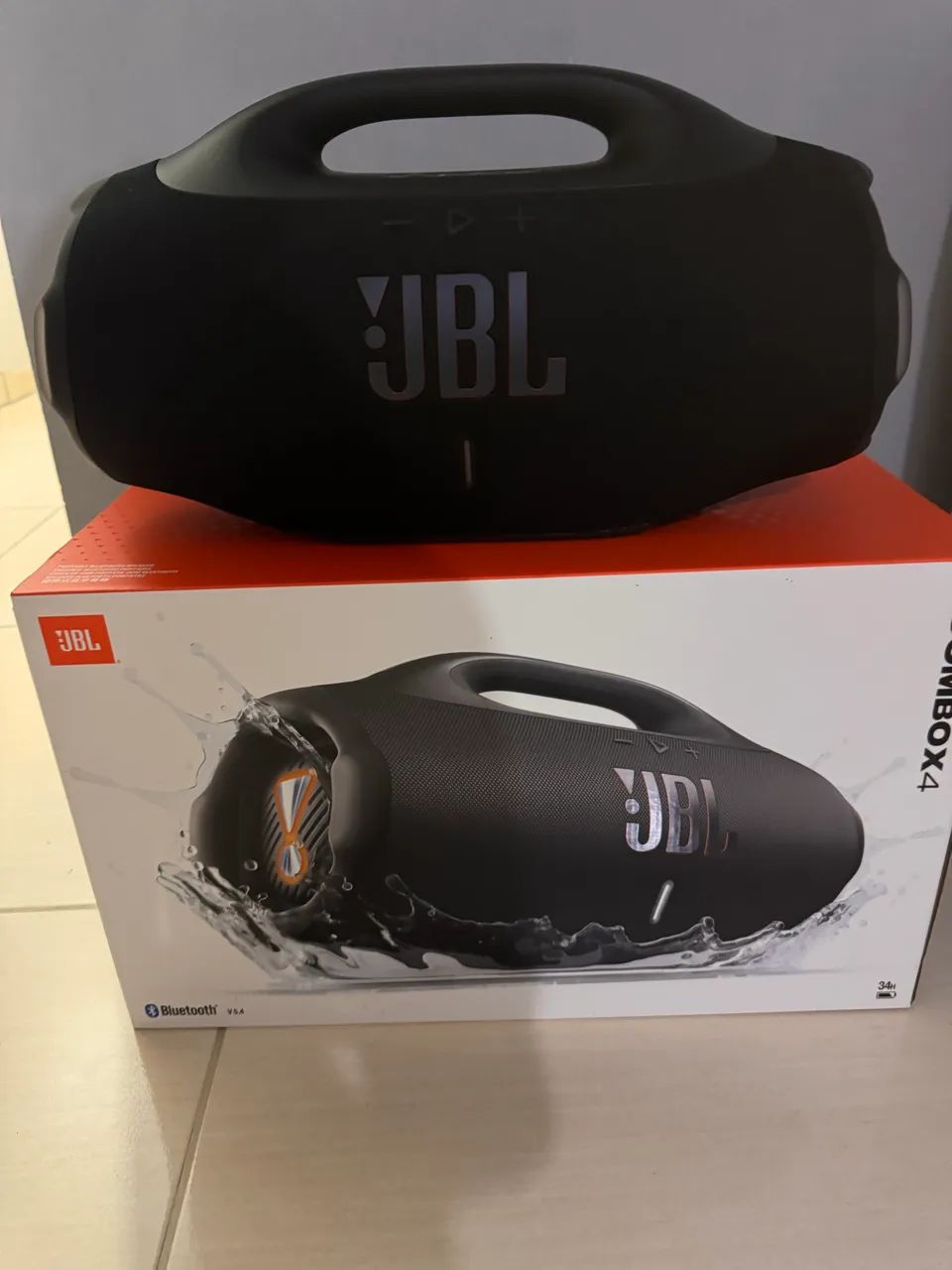 Bombox 4