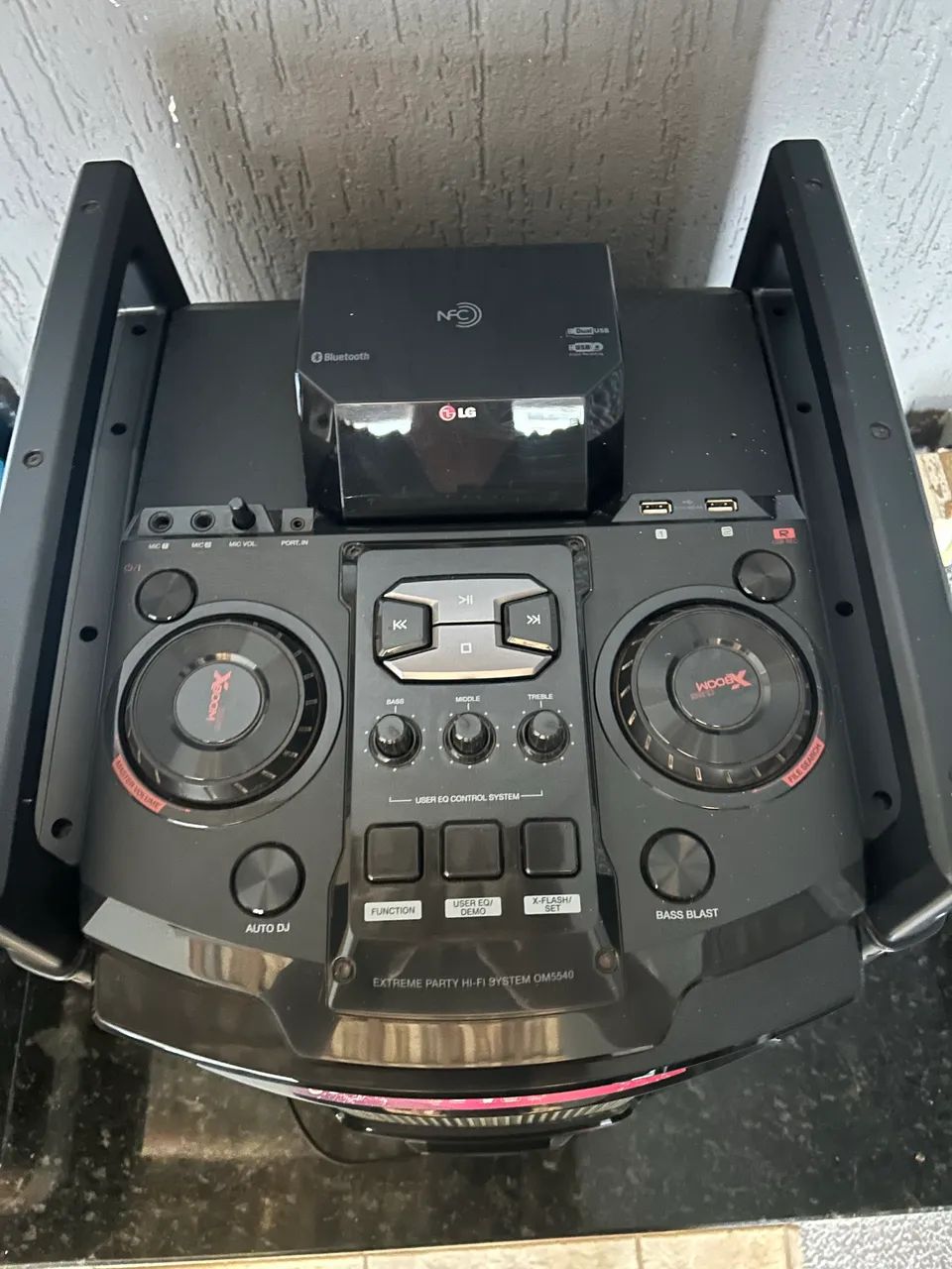 Mini System LG XBOOM OM5540 original, extremamente conservado e funcionando perfeitamente. - Foto 5