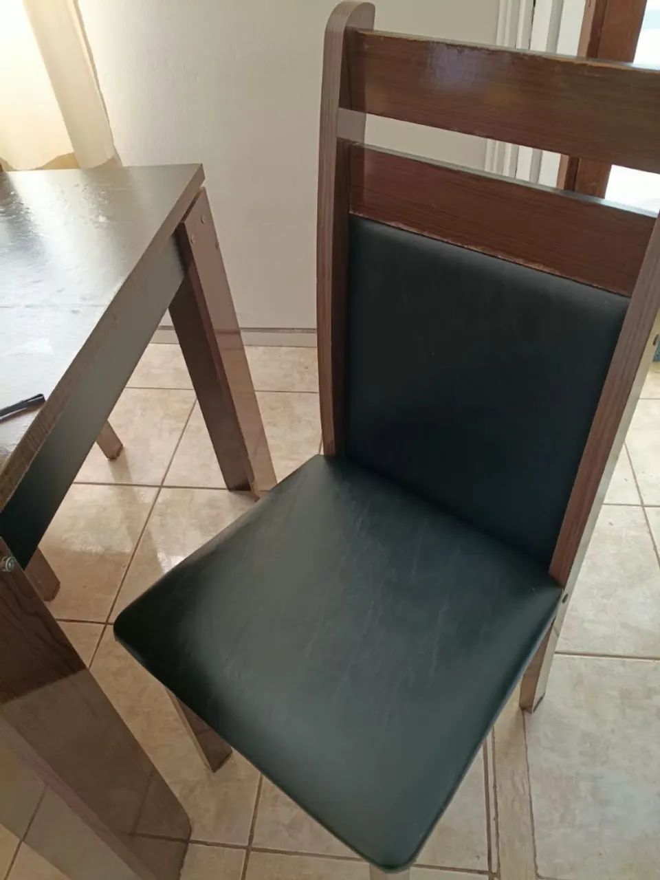 Mesa de jantar com 6 cadeiras - Foto 3
