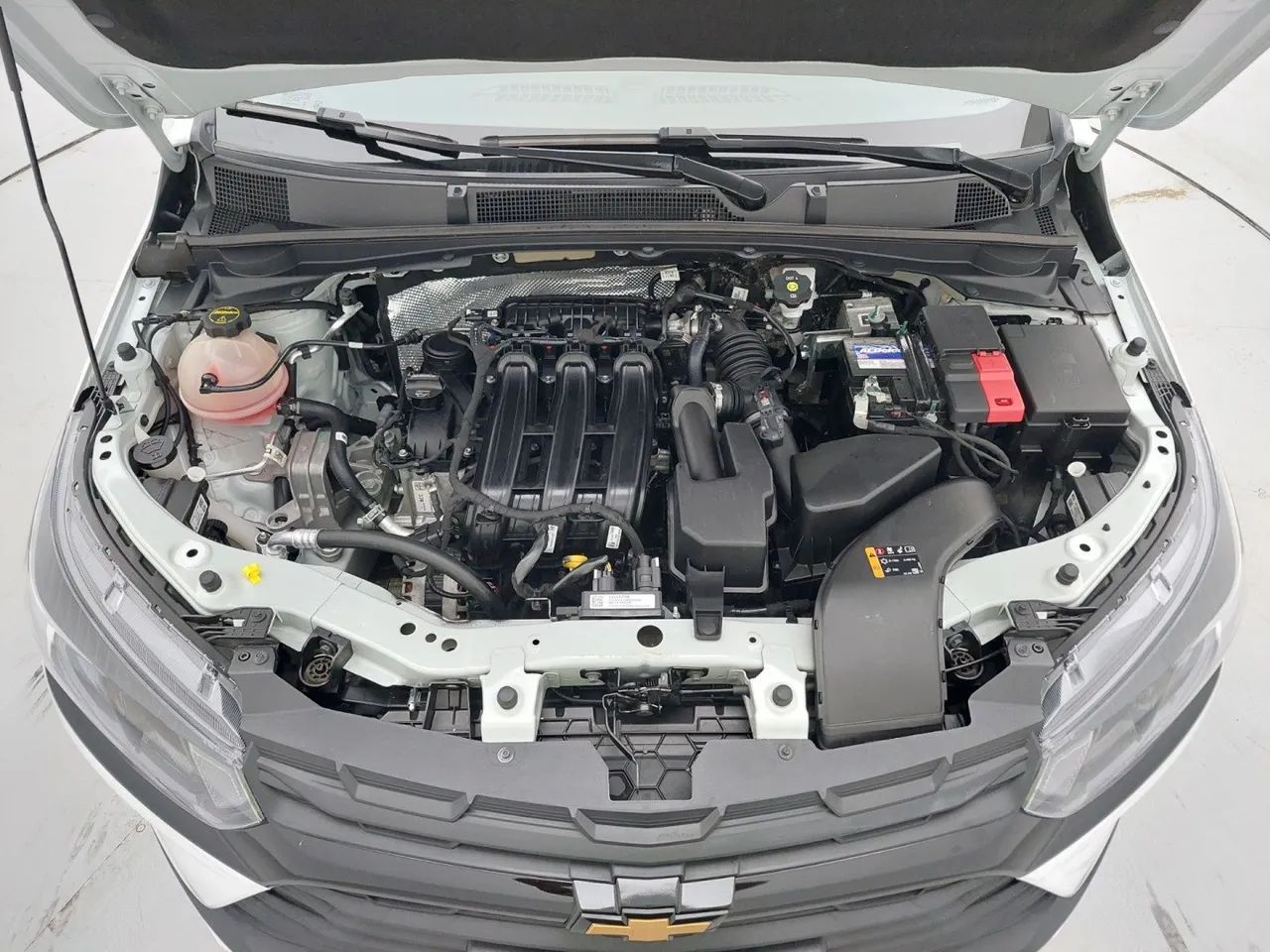 Chevrolet Onix Hatch 1.0 12V Flex Mec. 4P, foto 10 de 18