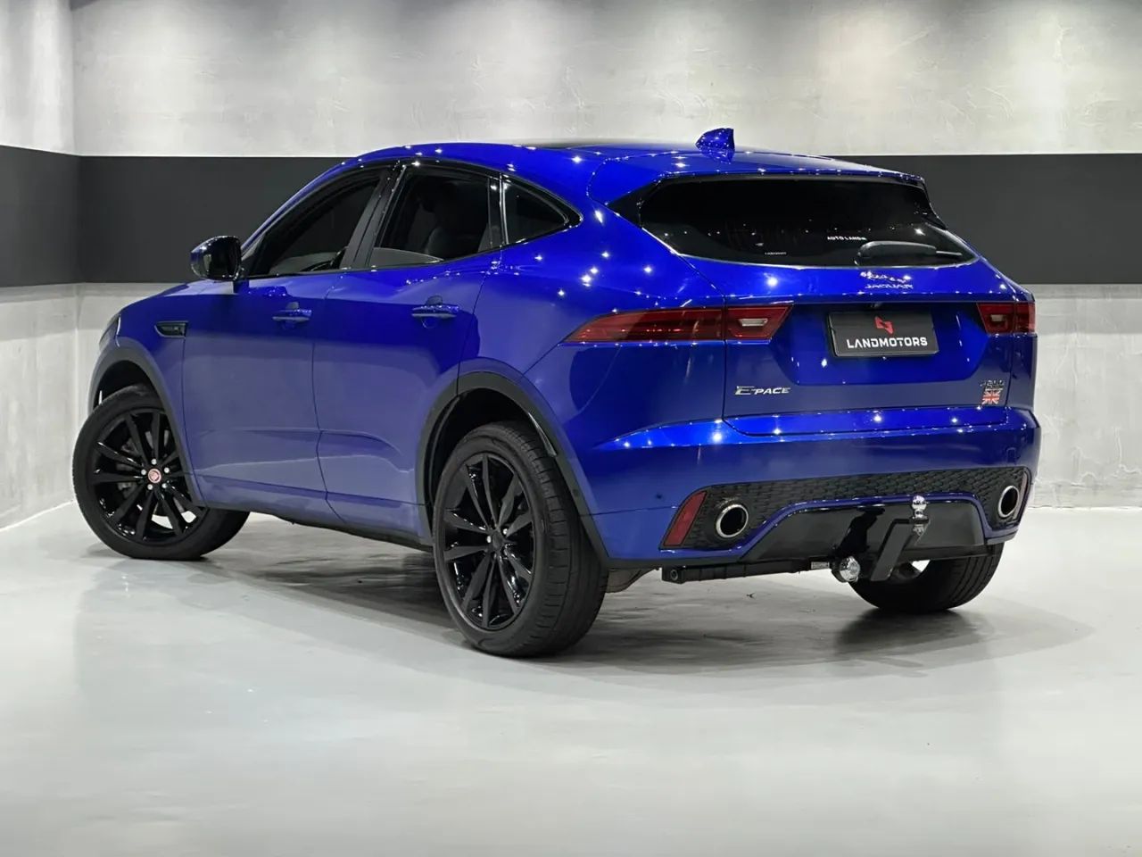 Jaguar E-Pace R-dynamic SE 2.0 AWD 250cv Aut. 2018 - Foto 2