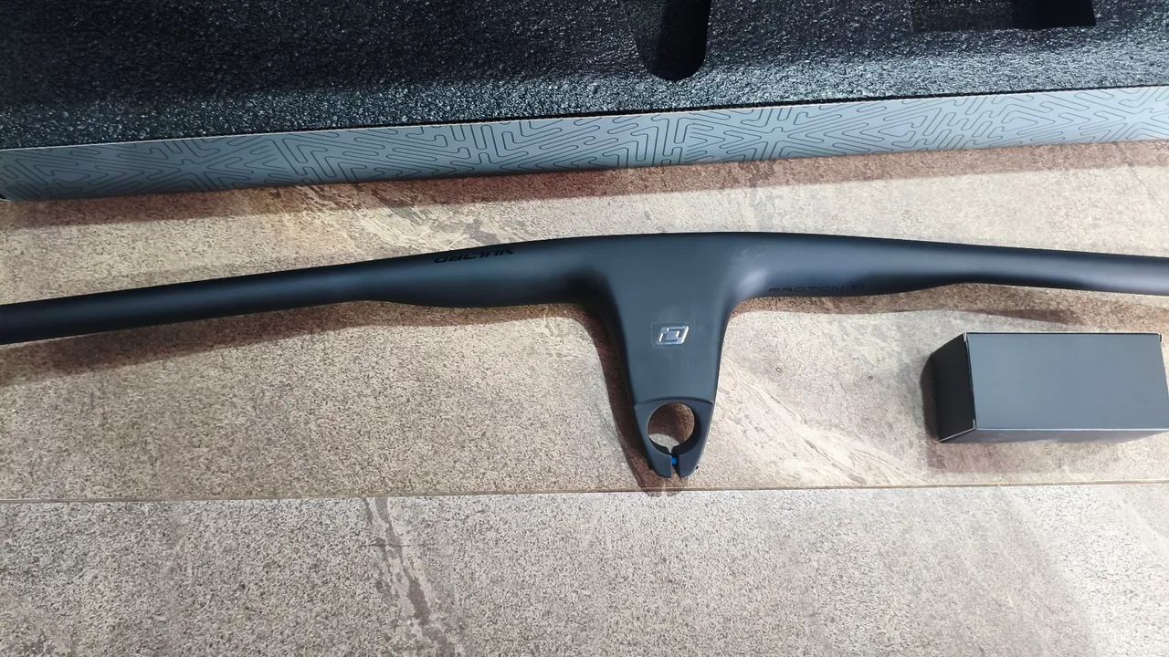 Guidão carbono integrado vultro