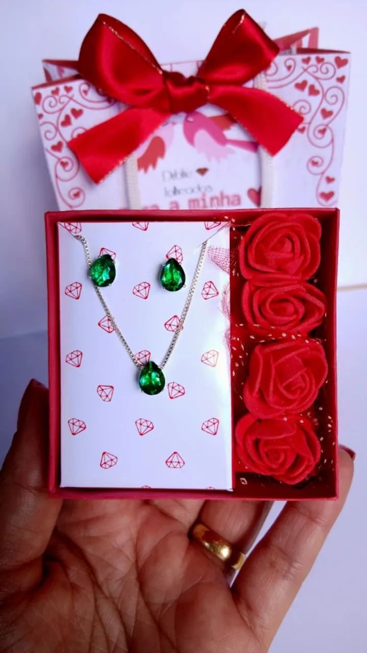 Conjunto Gota verde Colar e Brincos | Presente dia dos Namorados 
