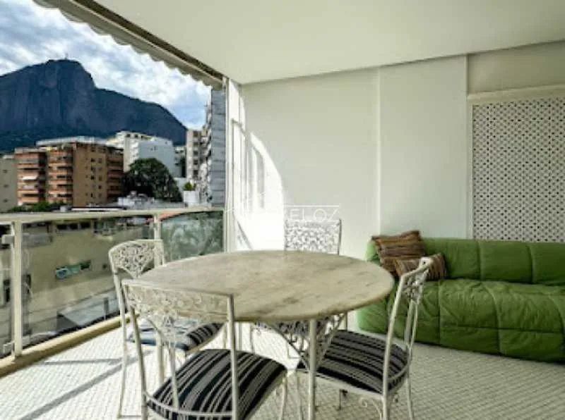 Apartamento - Padrão / Residencial / Lagoa 2
